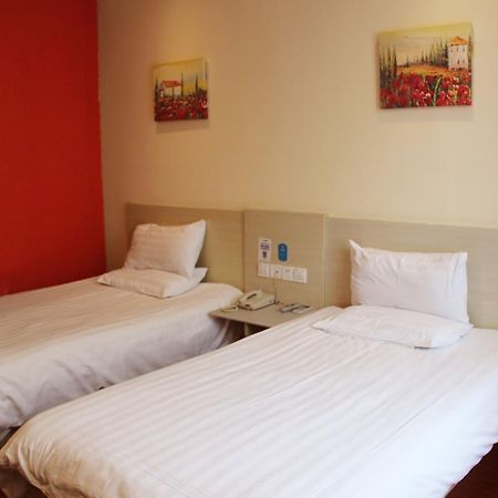 Hanting Express Kunming Yieryi Street Yunnan Normal University Branch المظهر الخارجي الصورة