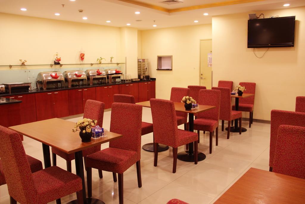 Hanting Express Kunming Yieryi Street Yunnan Normal University Branch المظهر الخارجي الصورة